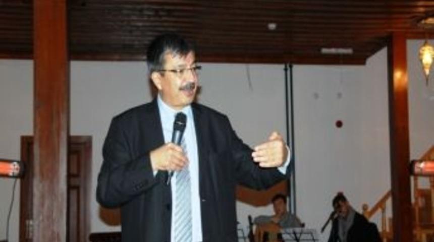 Can Veren Pervaneler Şiir Dinletisi B&uuml;y&uuml;k İlgi G&ouml;rd&uuml;