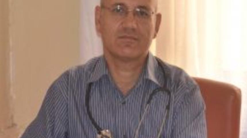 Aile Ve &Ccedil;evreyi &Ouml;rnek Alan &Ccedil;ocuk Sigaraya Başlıyor