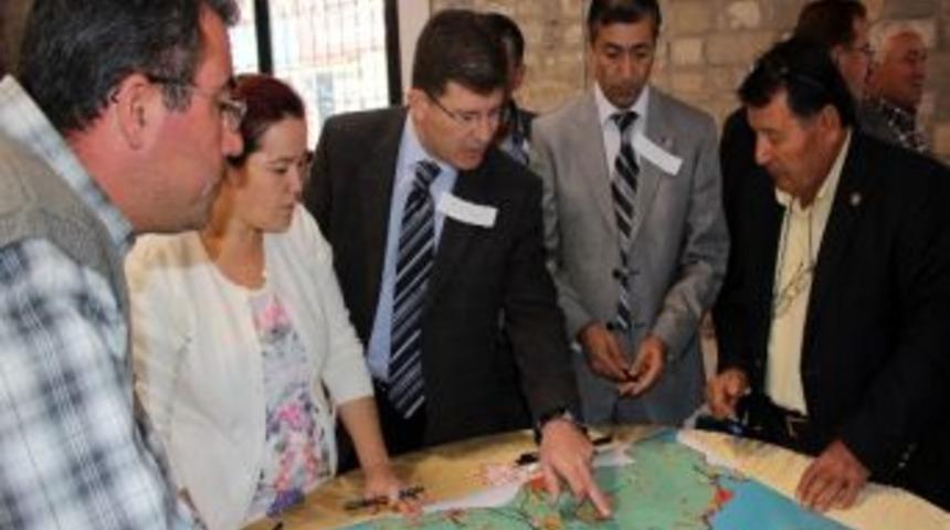 İzka,yarımada Halk &Ccedil;alıştayı İ&ccedil;in Urla'daydı