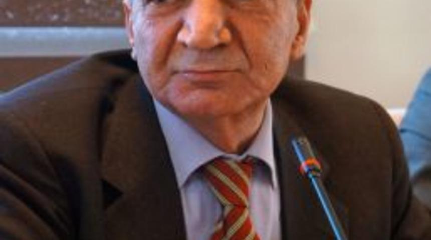 Erzurum Barosu'nda Yaprak D&ouml;k&uuml;m&uuml; Devam Ediyor