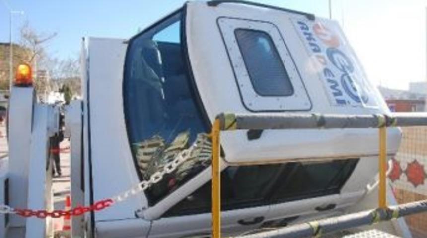 Başkanı Emniyet Kemeri Kurtardı