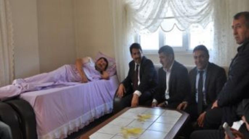 Başkan Yaman Hasta Ziyaret Etti