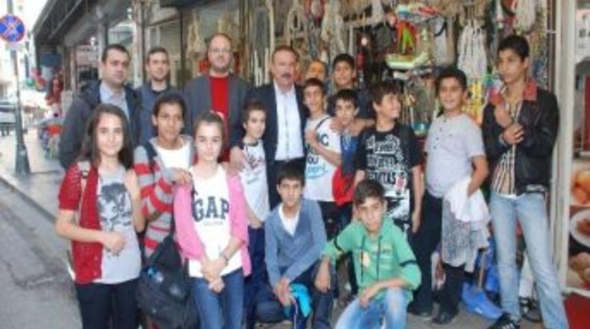 Başkan Doğan Esnafları Ziyaret Etti