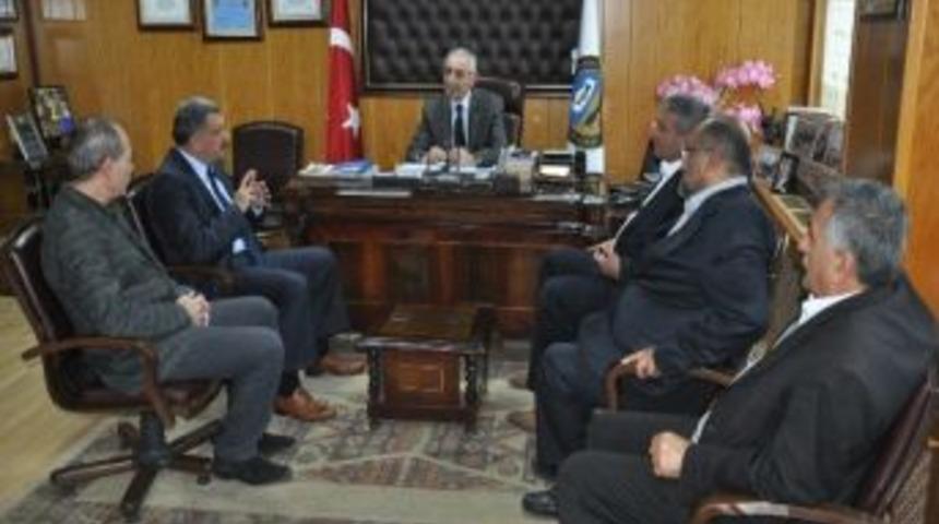 G&uuml;rkan, Stk&rsquo;ları Ziyaret Etti