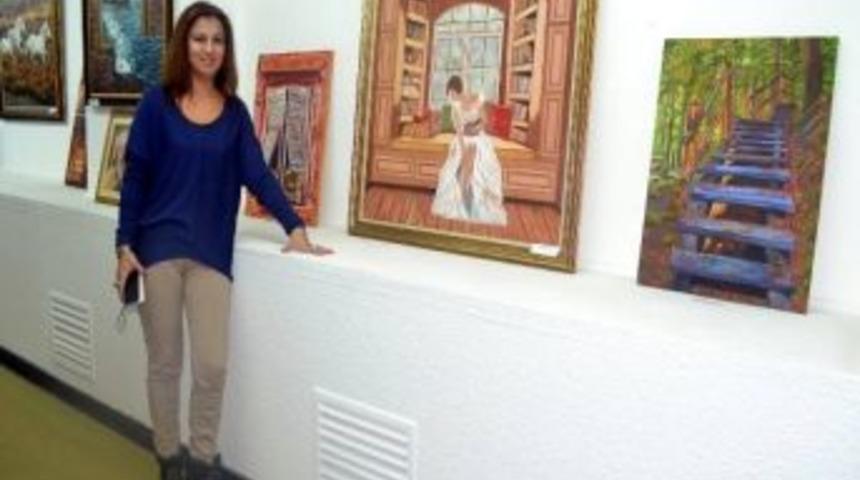 Salihli&rsquo;deki Resim Sergisine Yoğun Katılım Oldu