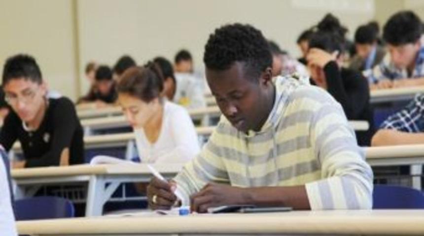 As&uuml;&rsquo;de Yabancı Uyruklu &Ouml;ğrenci Sayısı 140&rsquo;a Ulaştı