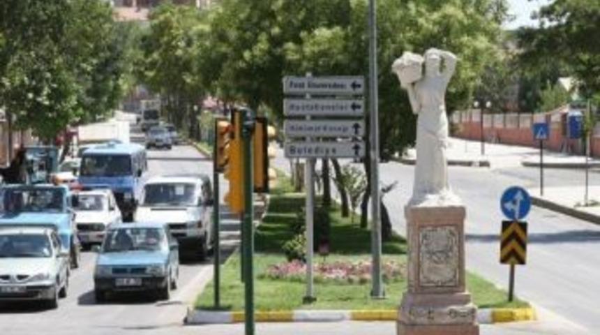 Elazığ Belediyesi&rsquo;nden Trafiği Rahatlatacak Uygulama