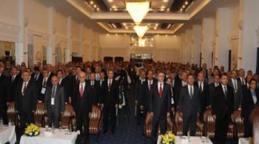 İzmir'de 81 Ilden 330 Katılımcı Bitki Sağlığını Konuştu