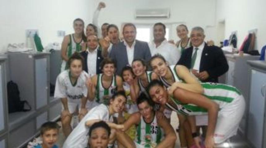 Ceyhan&rsquo;da Galibiyet Sevinci Yaşanıyor