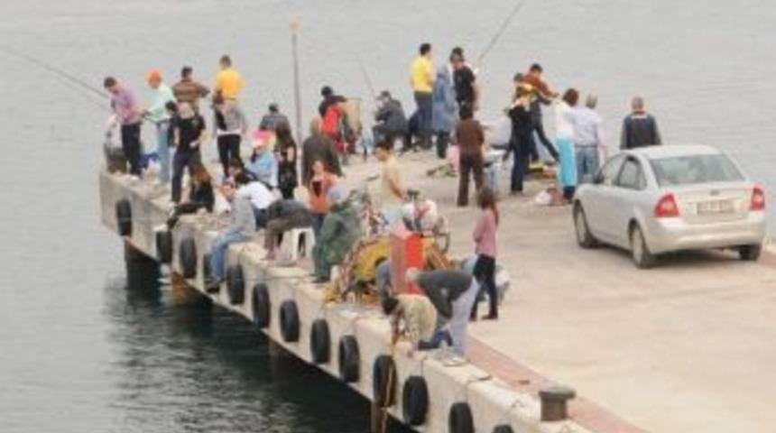 Amat&ouml;r Balık&ccedil;ılık İ&ccedil;in Hazırlanan Kanun Taslağı Tartışma Konusu