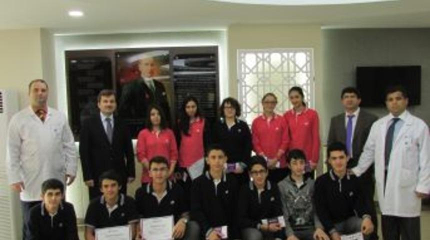 Nil&uuml;fer Hacı Kemal Liseleri'nde Edebiyat Coşkusu