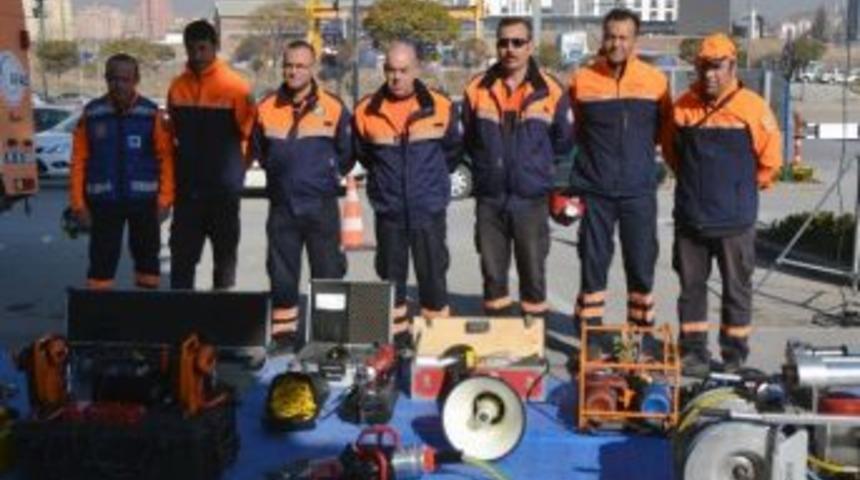 Afad, D&uuml;zce Depremini Anma Etkinliği D&uuml;zenledi