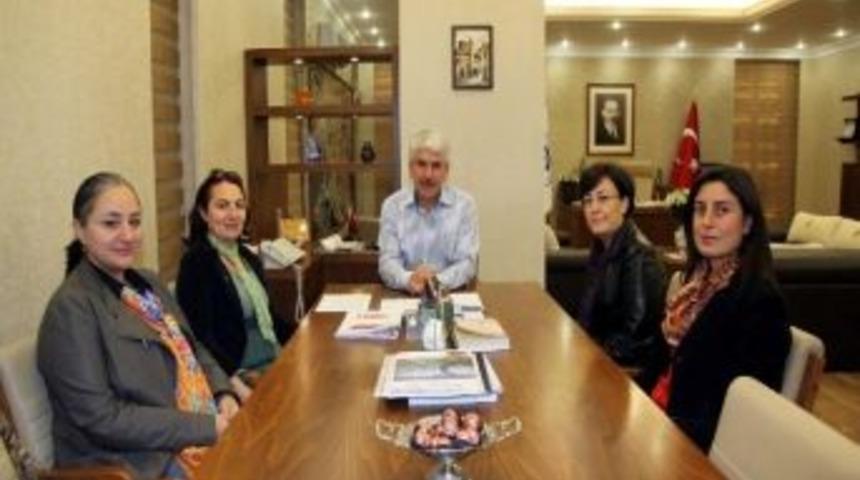 Esog&uuml; Mimarlık B&ouml;l&uuml;m Y&ouml;netiminden Başkan Sakallı&rsquo;ya Ziyaret