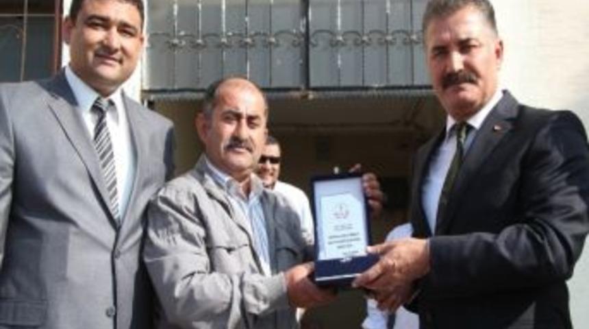 Başkan Tuna'ya 3 Okuldan Teşekk&uuml;r Plaketi