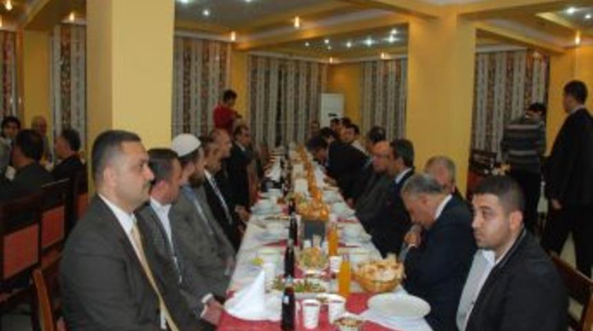 Vali Demirtaş: Kerbela Hepimizin Ortak Yas G&uuml;n&uuml;