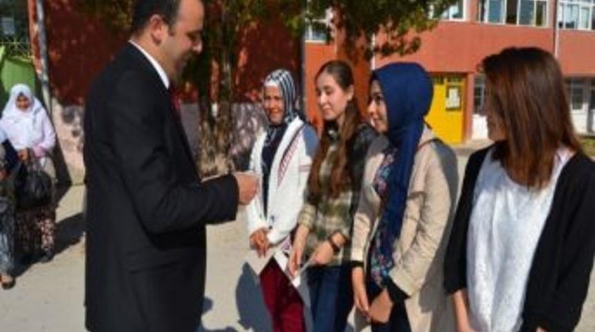 Alpu Lisesi &Ouml;ğrencileri Kırım&rsquo;a Uğurlandı
