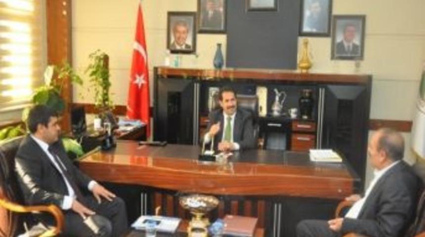 Başkan Yaman, Ağrılılar Derneğini Ağırladı