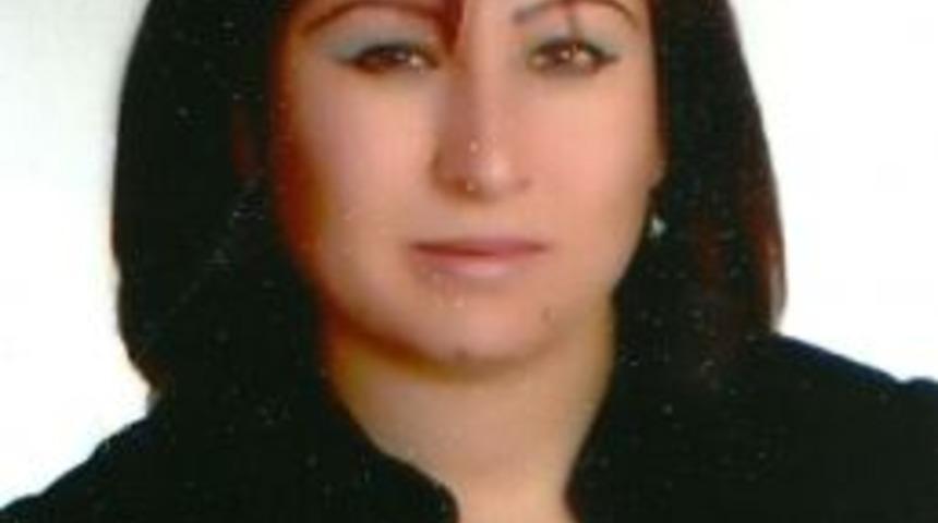 &Ouml;ğretmenler Okul Yolunda Kaza Yaptı: 1 &Ouml;l&uuml; 2 Yaralı