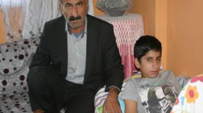 Plastik mermi 13 yaşındaki Barış'ın g&ouml;z&uuml;n&uuml; k&ouml;r etti ıddiası