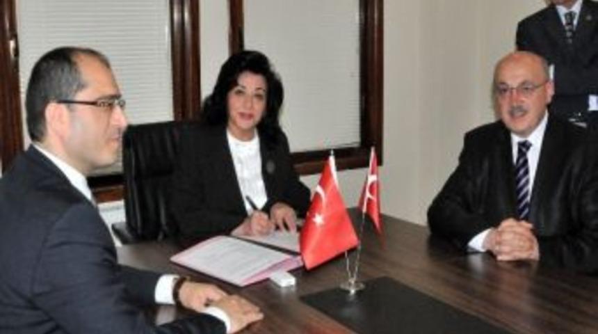 Sağlık Okur Yazarlığı Protokol&uuml; İmzalandı