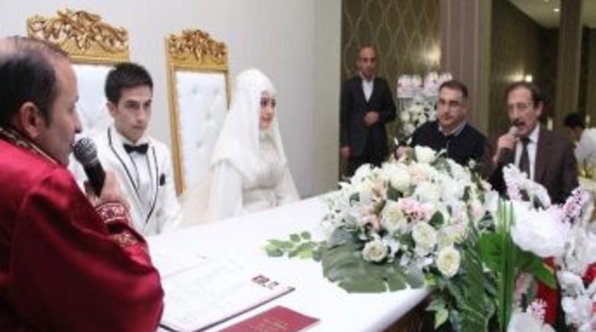 Barlak Ailesinin Mutlu G&uuml;n&uuml;