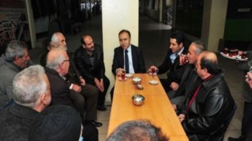 Vali Altıparmak Yeğenağa İş Merkezini Gezdi