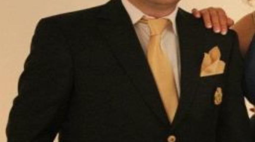 Halı Sahada Kalbine Yenik D&uuml;şt&uuml;