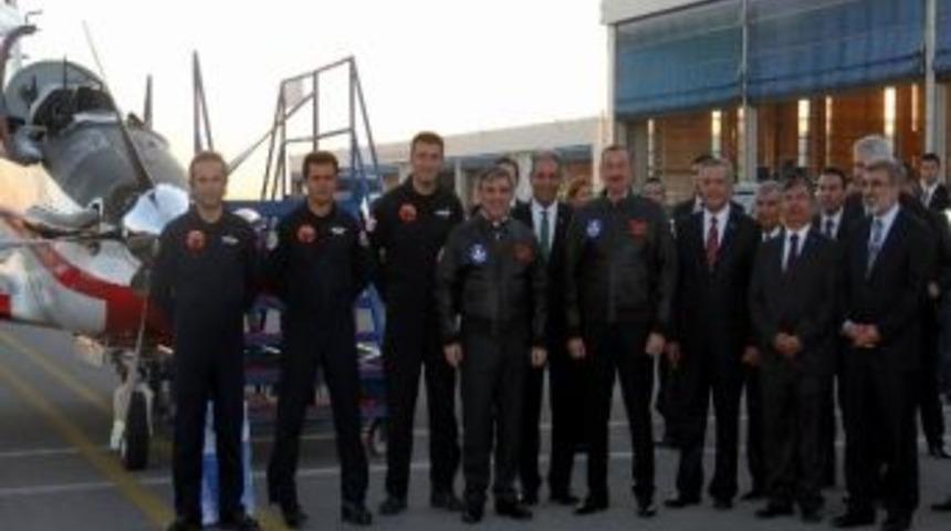 Cumhurbaşkanı G&uuml;l, Aliyev İle Taı Tesislerinde İncelemelerde Bulundu