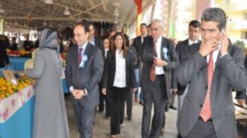 Bdp&rsquo;li Vekillerden Jiyan Semt Pazarına Ziyaret