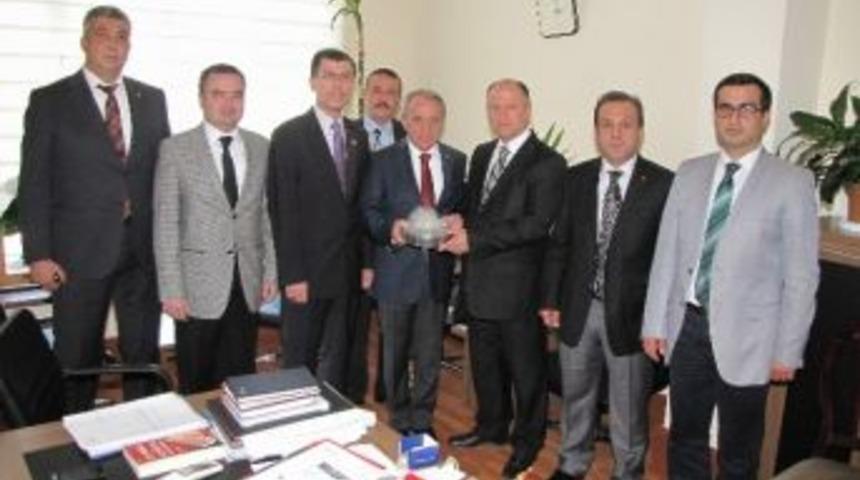 Manisa Tso&rsquo;dan Kaymakamlara &lsquo;hayırlı Olsun&rsquo; Ziyareti