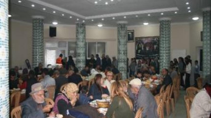 Chp'li Hasan Arslan &Ccedil;iğli'de Muharrem İftarı Verdi