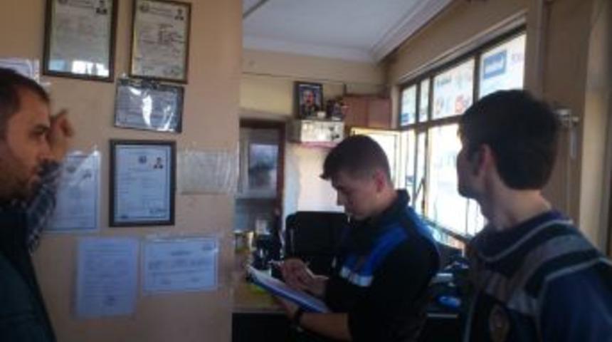 İnternet ve oyun salonları denetlendi