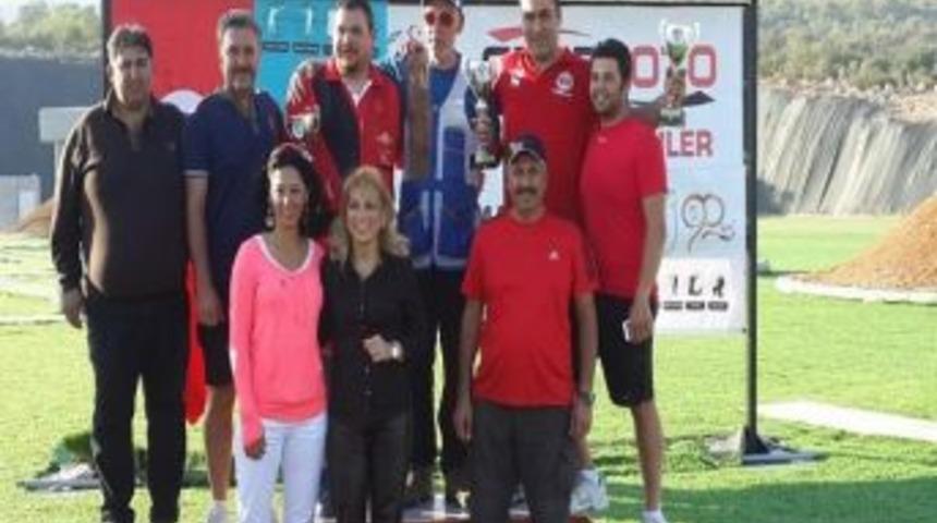 Adanalı Atıcılar Kupalarla D&ouml;nd&uuml;