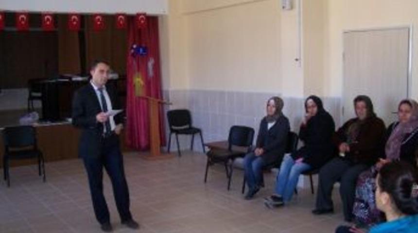 Korkuteli&rsquo;nde 7-19 Yaş Aile Eğitimi Başladı