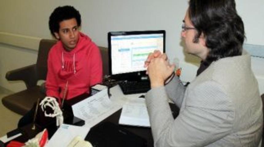 Olimpiyat Şampiyonu Servet Tazeg&uuml;l Sağlık Kontrol&uuml;nden Ge&ccedil;ti