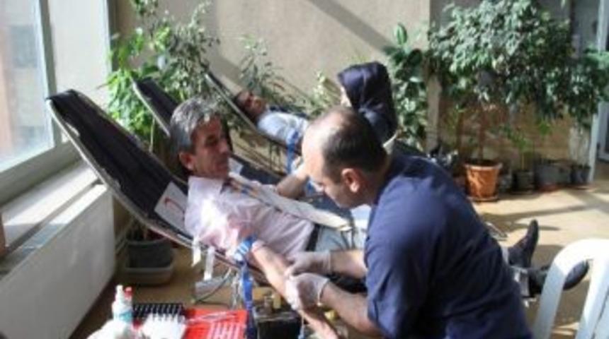 Belediye Personelinden Kan Bağışı