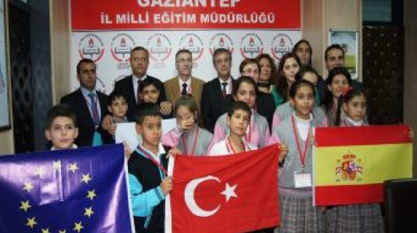 Polonyalı Ve İspanyol &Ouml;ğrenciler Gaziantep&rsquo;te