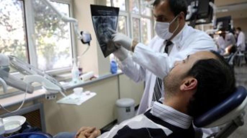 Diş Eti Hastalığı, Kalp Krizini Tetikliyor