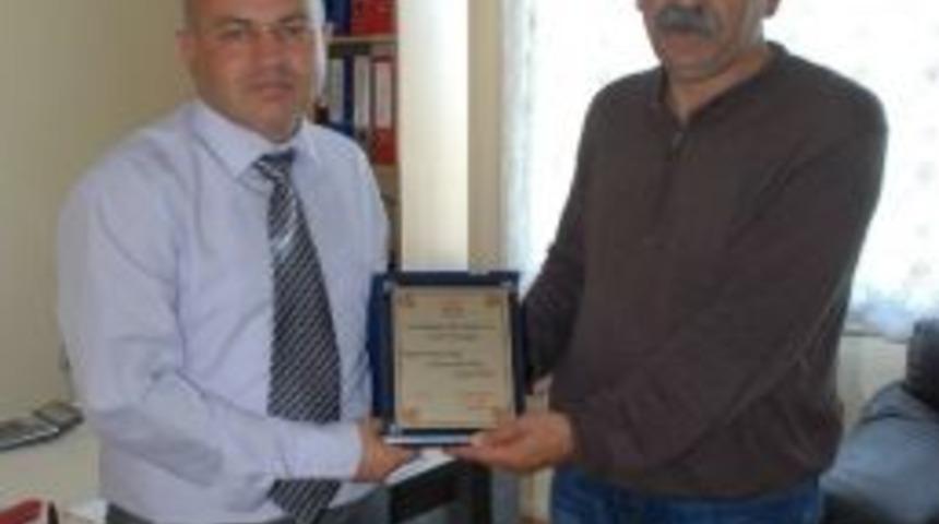 Didim&rsquo;de Sınıf &Ouml;ğretmeni &Ouml;ğrencilerine Destek Olanları Unutmadı