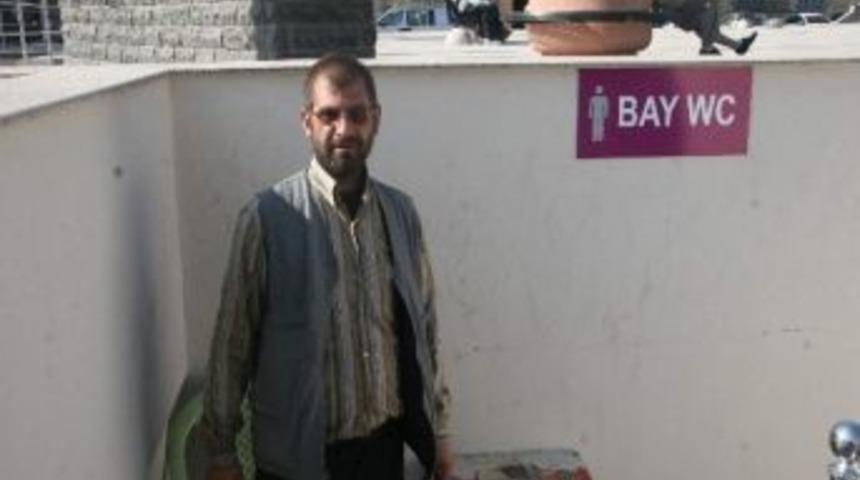 Cumhuriyet Meydanına Yapılan Tuvalet Faaliyete Ge&ccedil;ti