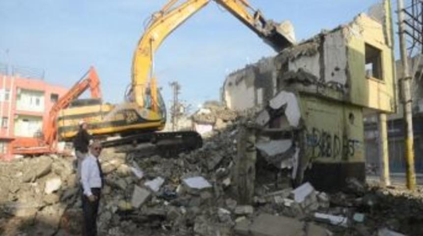 İsmetpaşa&rsquo;da Yıkım
