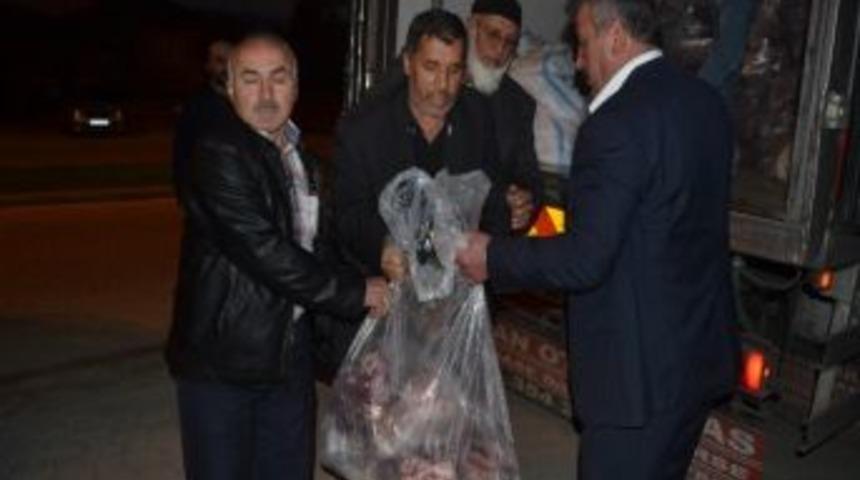 İhh Kurban Bağışlarını Dağıtmaya Başladı