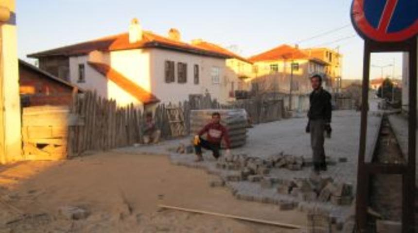 Eflani'de Kilitli Parke Taşı D&ouml;şeme &Ccedil;alışmasında Sona Gelindi