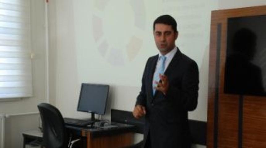 Avukatlara "hitabet Eğitimi" Verildi