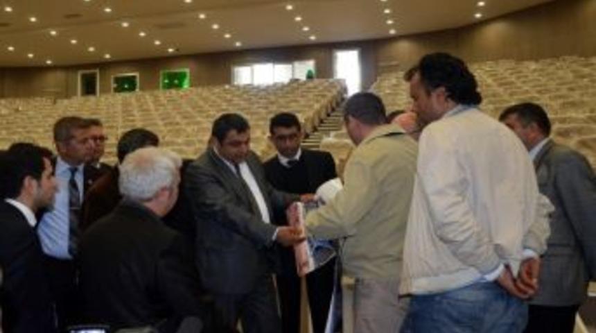 &Ccedil;anakkale&rsquo;ye 2 Kongre Merkezi, 1 Tiyatro Salonu Yapılıyor