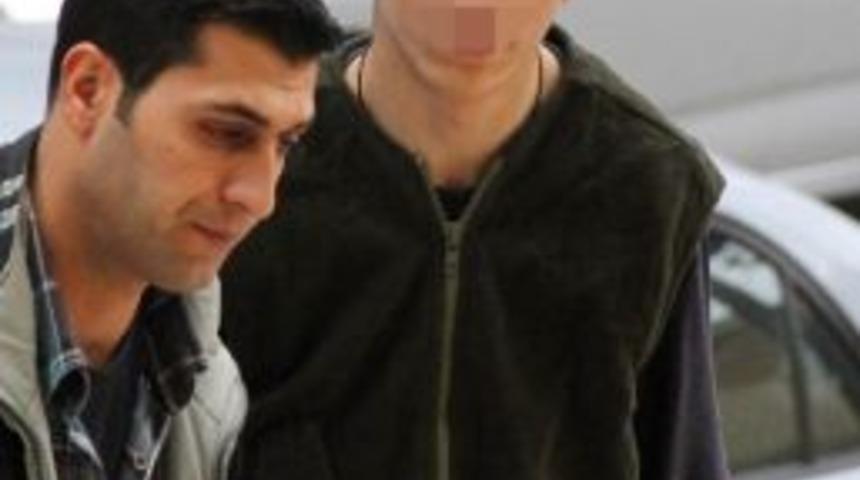 2 G&uuml;n &Ouml;nce Serbest Kaldı Yine Hırsızlık Yaptı