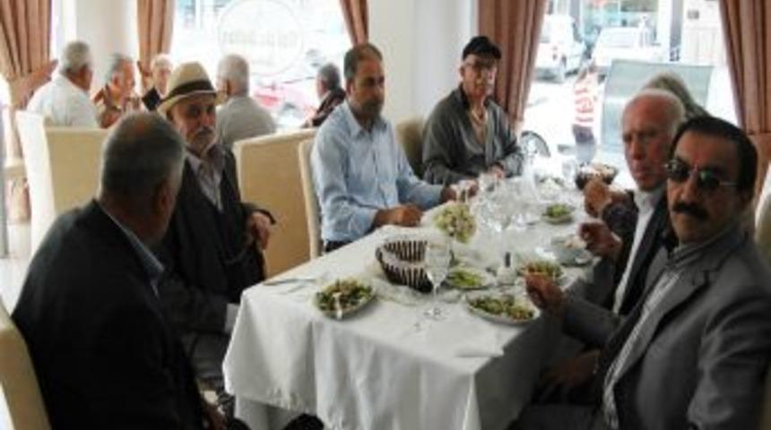 &Ccedil;alışan Kadınlar Yaşlıları Unutmadı