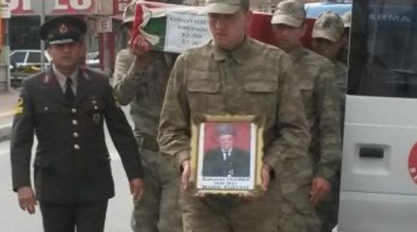 Kore Gazisi Toprağa Verildi