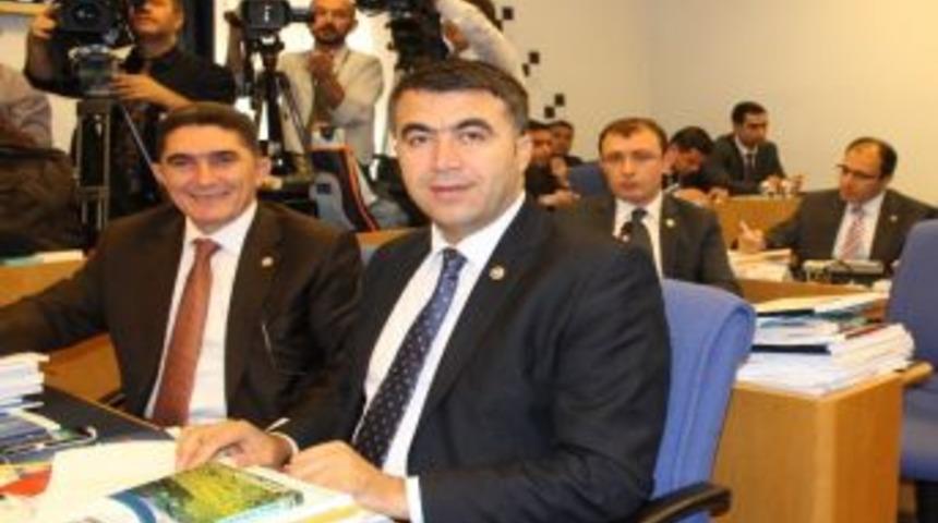 Ak Parti'li Erdin&ccedil;: "imam Hatipli Olmaktan Gurur Duyuyorum"