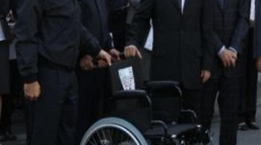 Vali Coş: "tatlı Yiyelim Tatlı Konuşalım"